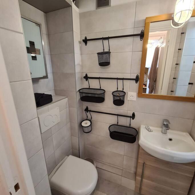 Beau Studio A 30M De La Plage / Beautiful Studio 30M From The Beach تروفيي سور مير المظهر الخارجي الصورة
